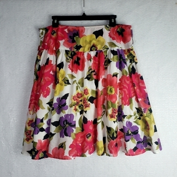 Apt.9 Cotton Floral A-Line skirt Size 14 - Picture 2 of 4